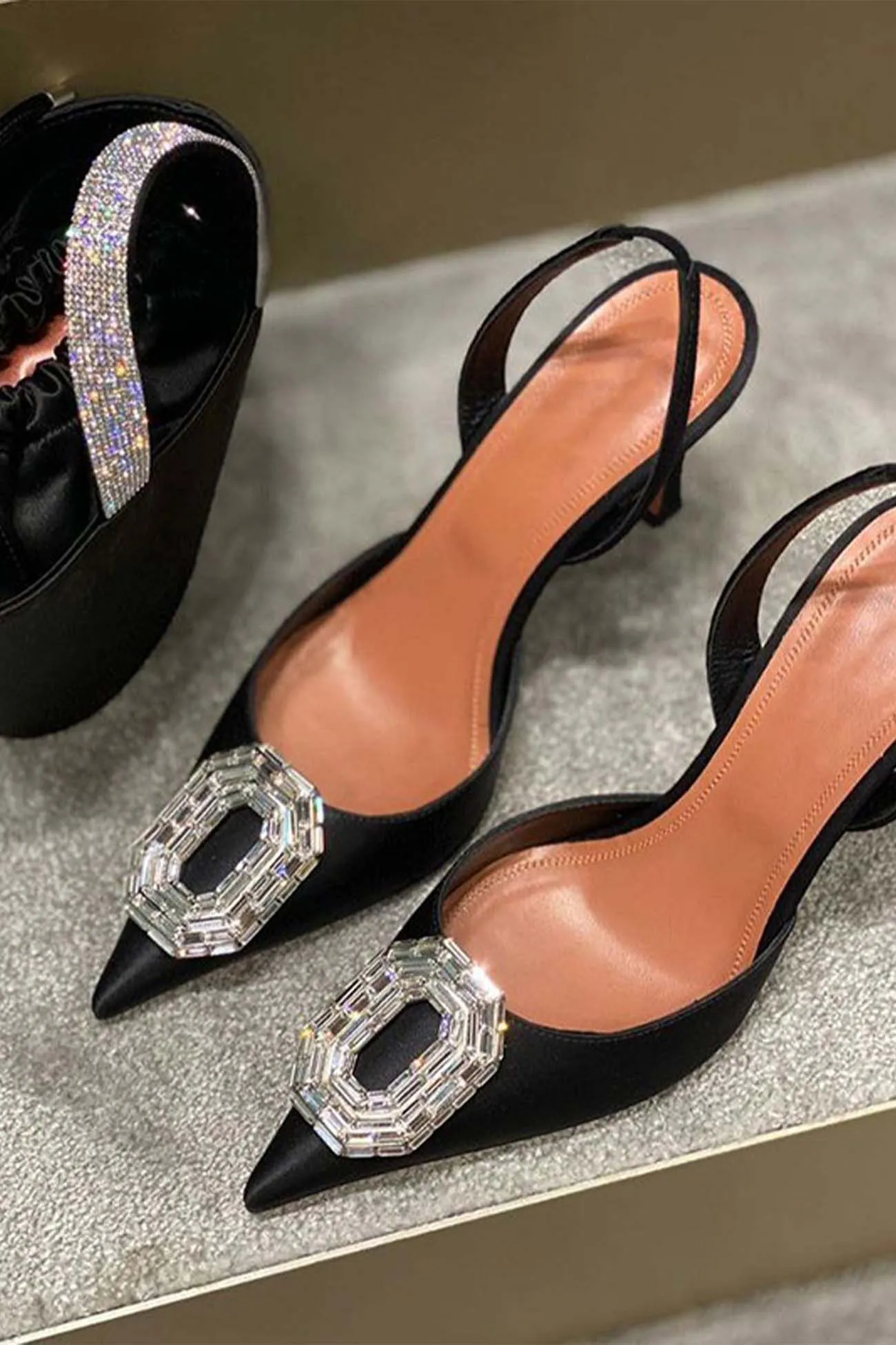 Amozae-Oval Rhinestone Pointed Toe Heels