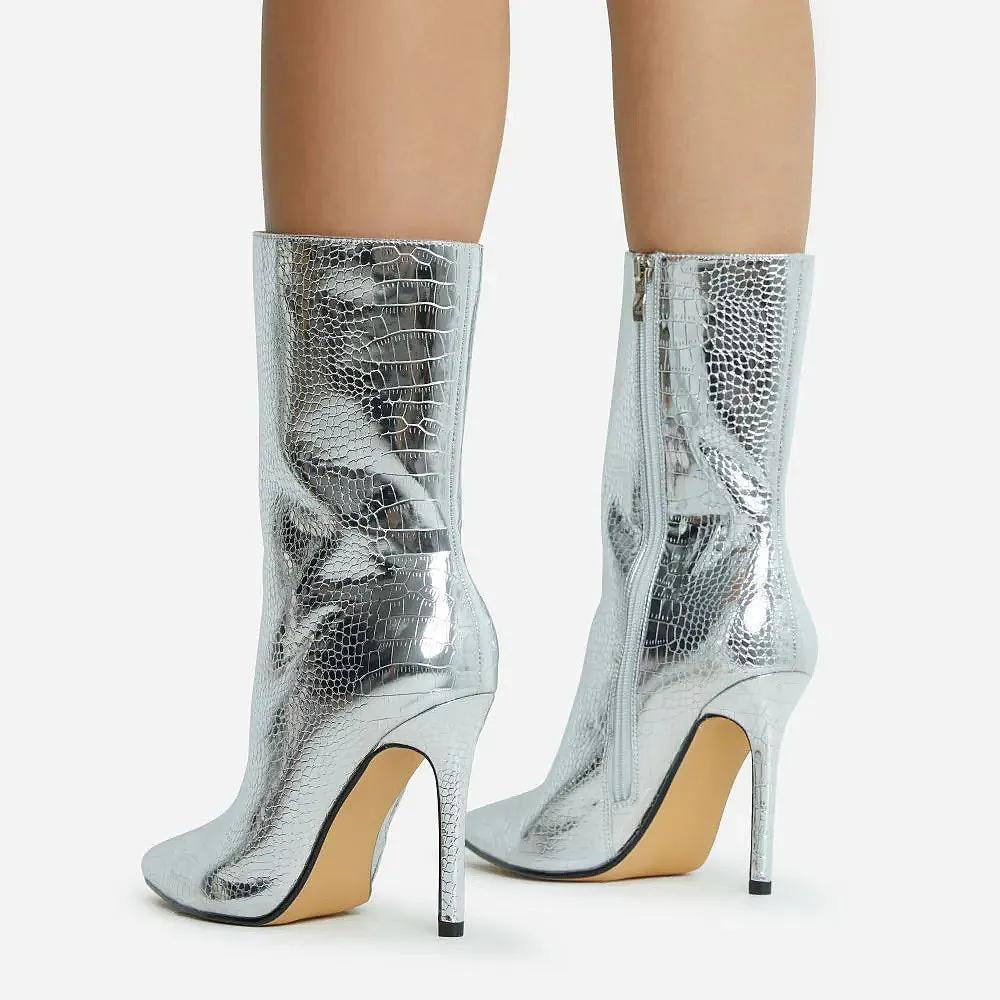 ‘Luna’ Boot Heels