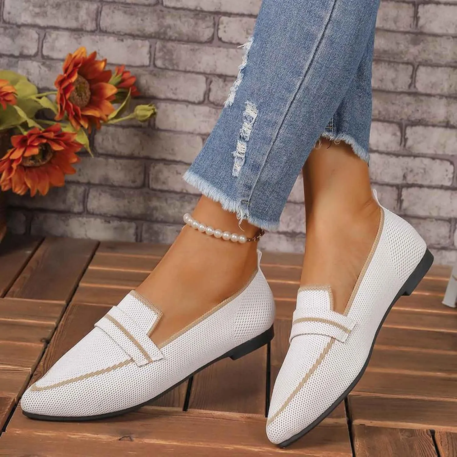 Red Lightweight Knitted Loafers for Women Casual Flat Shoe Comfortable Boat Shoes Bottomed Breathable Sneakers