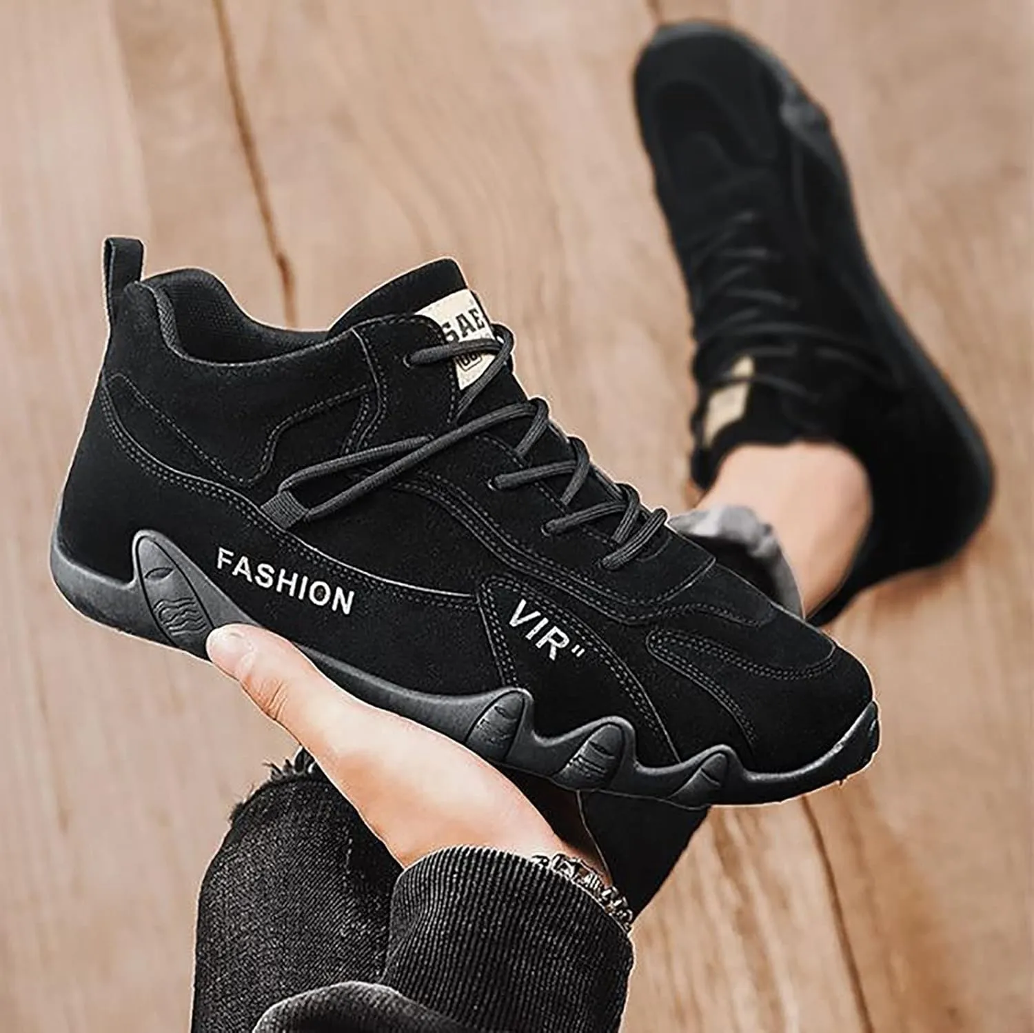 Sports Shoes for Men Popular Labor Work Shoes Wear High Top Board Casual Leisure Jungle Sneaker