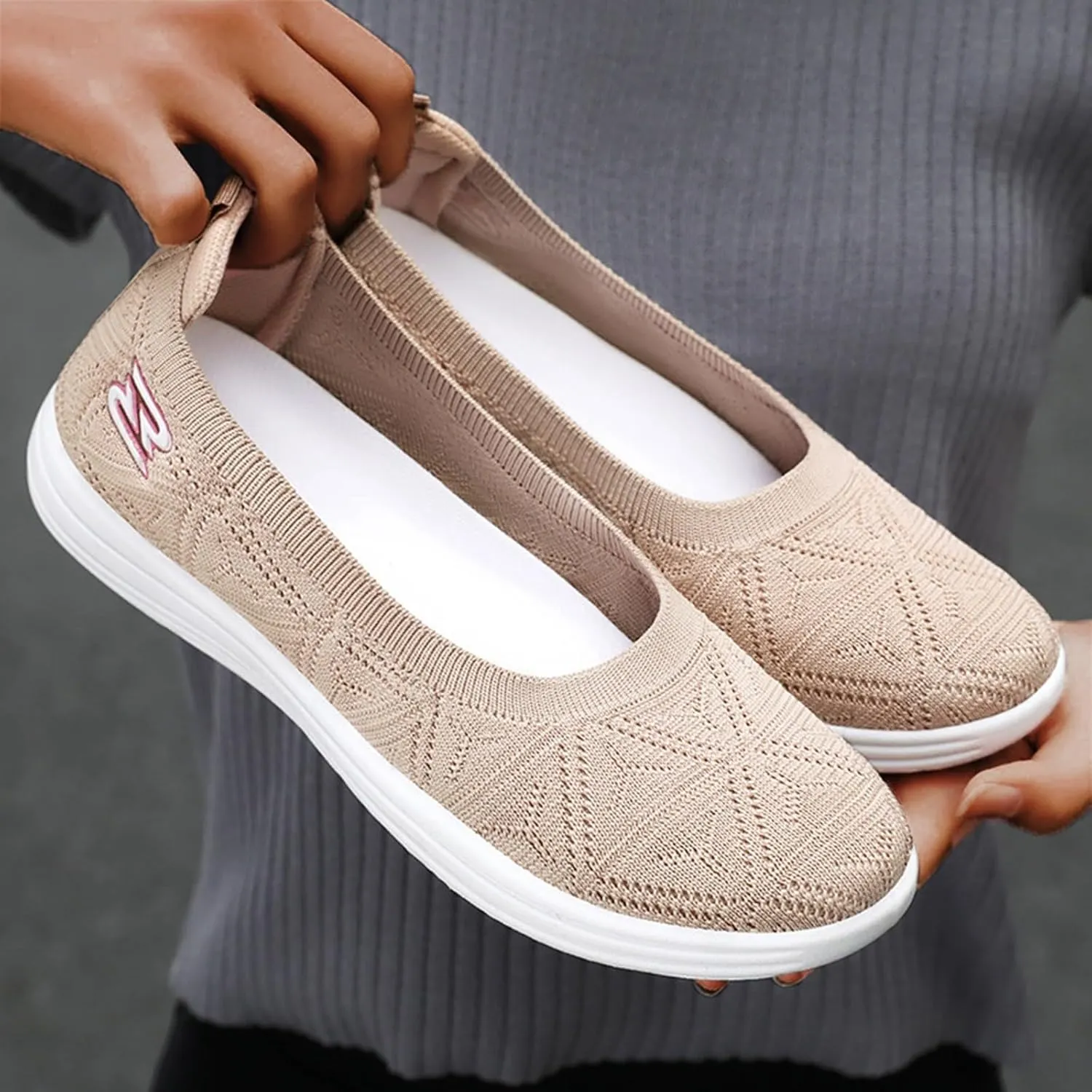 Women's Pointed Toe Slip On Loafers Comfortable Casual Flat Shoes for Dating Vacation Daily Wear with Dresses